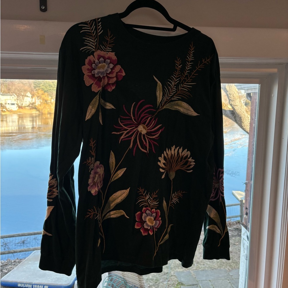 Size large Johnny Was long sleeve